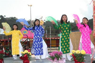 Soạn: HA 1037379 gửi đến 996 để nhận ảnh này Soạn: HA 1037379 gửi đến 996 để nhận ảnh này